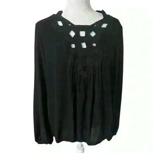 NWT: Max Studio MSPP Black Cutout Neck Blouse | XL | Elegant & Stylish